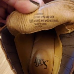 Sofft Shoes - Softf Bellis womens leather booties size 8M Sofft Shoes - Softf Bellis womens leather booties size 8M